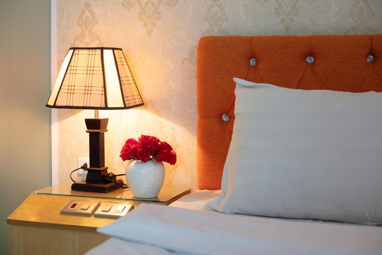 Blau Hotel Hanoi Exterior photo